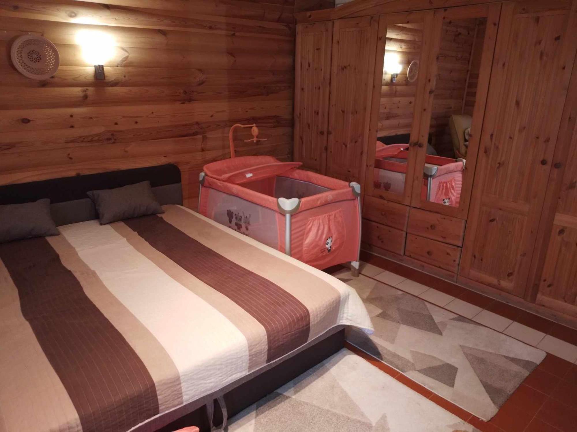 Napfuerdo Apartman Eger Zewnętrze zdjęcie